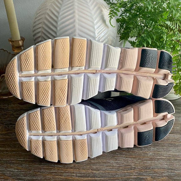 On Cloud Cloudflow 2.0 Rock Grey Rose Athletic Running Sneakers Shoes Womens 11 - Picture 11 of 12